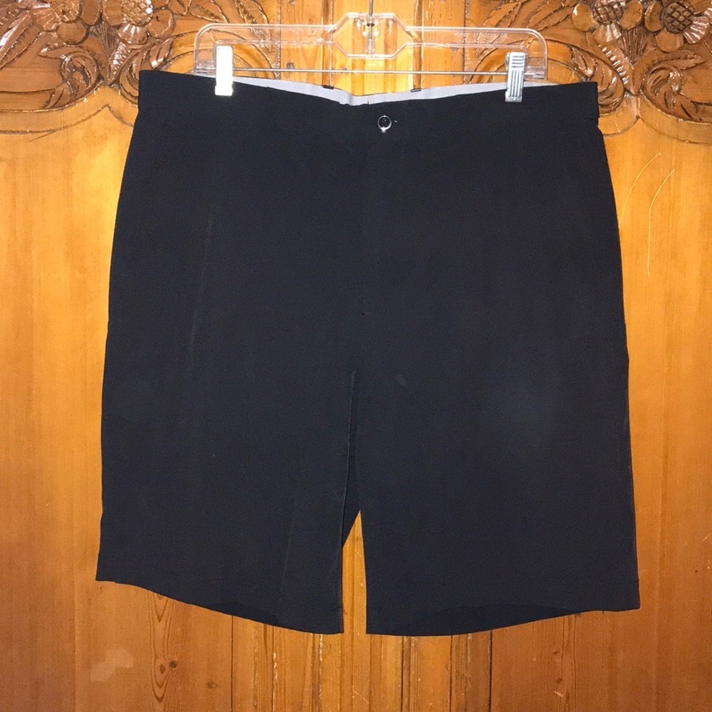 Greg Norman for Tasso Elba Men’s Golf Short